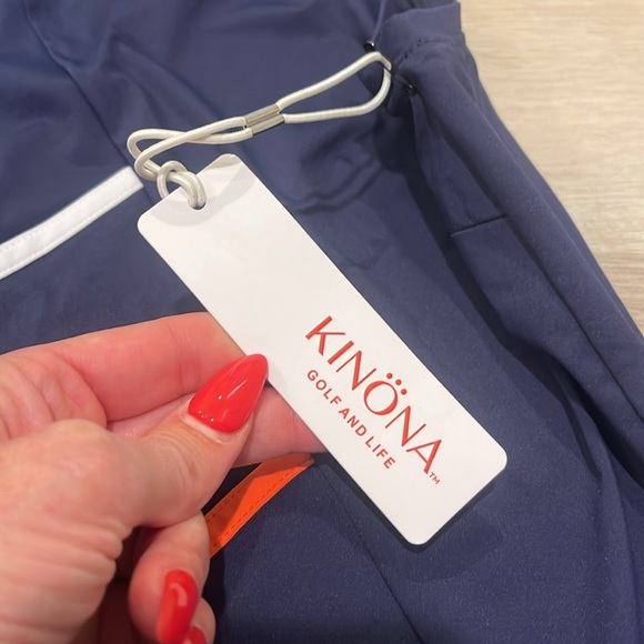 Kinona NWT Luxury Golf and Life Straight Drive sleeveless top navy blue UPF 50+ - Picture 10 of 10
